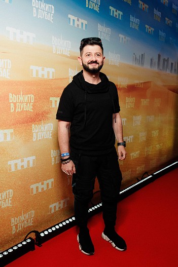 Михаил Галустян