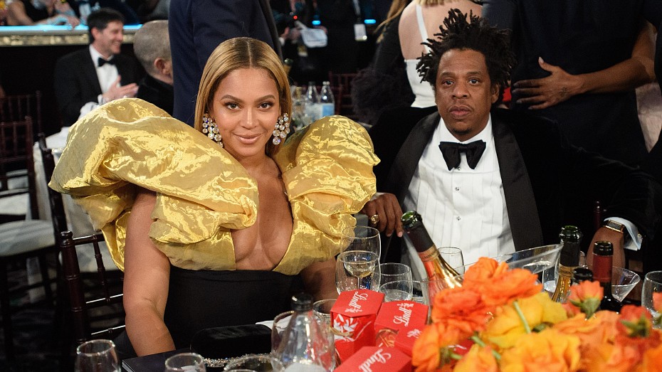 Редкий выход: Бейонсе и Jay-Z в роскошных нарядах вместе появились на модном показе. Фото!