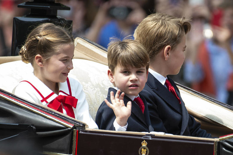 Принцесса Шарлотта, принц Луи и принц Джордж