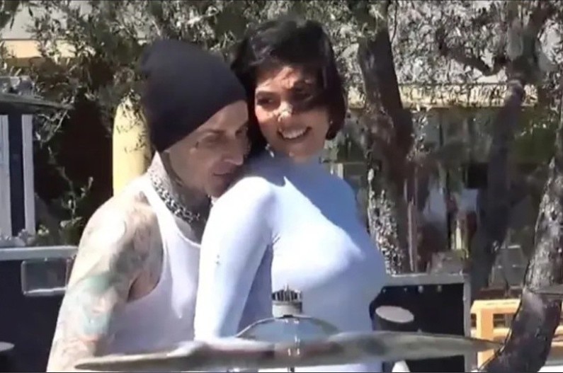 Кортни Кардашьян и Трэвис Баркер