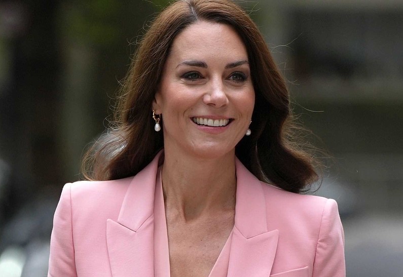 Затмила невесту: Кейт Миддлтон появилась в роскошном наряде на свадебном приеме в Иордании