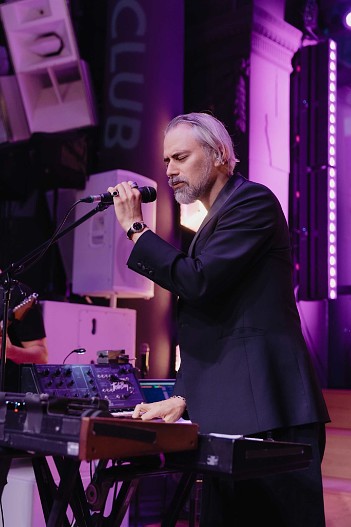 Антон Севидов (Tesla Boy)