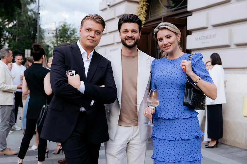 Никита Мартынов, Рамон Паласиос-Фернандес и Наташа Карпова