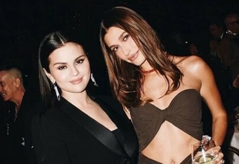 Хейли Бибер откровенно рассказала о конфликте с Селеной Гомес