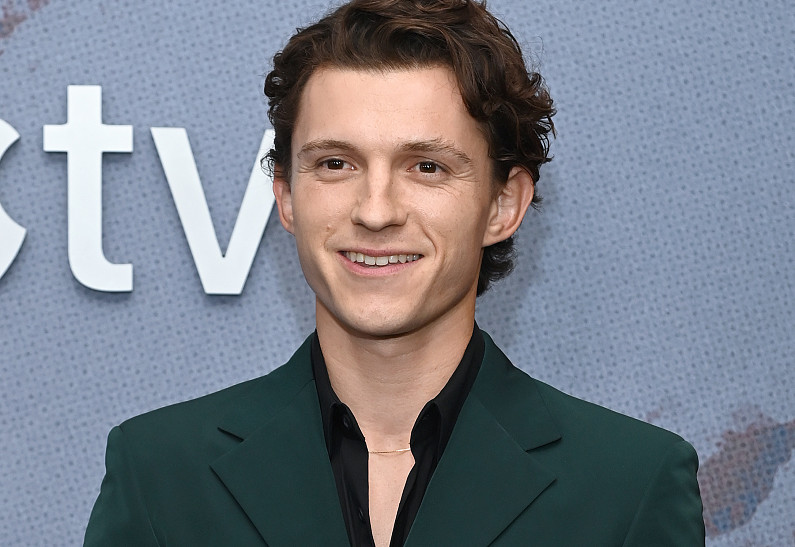 Том Холланд отказался впервые рассказал о своей алкогольной зависимости. Подробности!