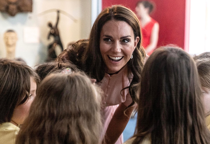 «Привет, принцесса!»: Кейт Миддлтон растрогала публику во время общения с юным поклонником