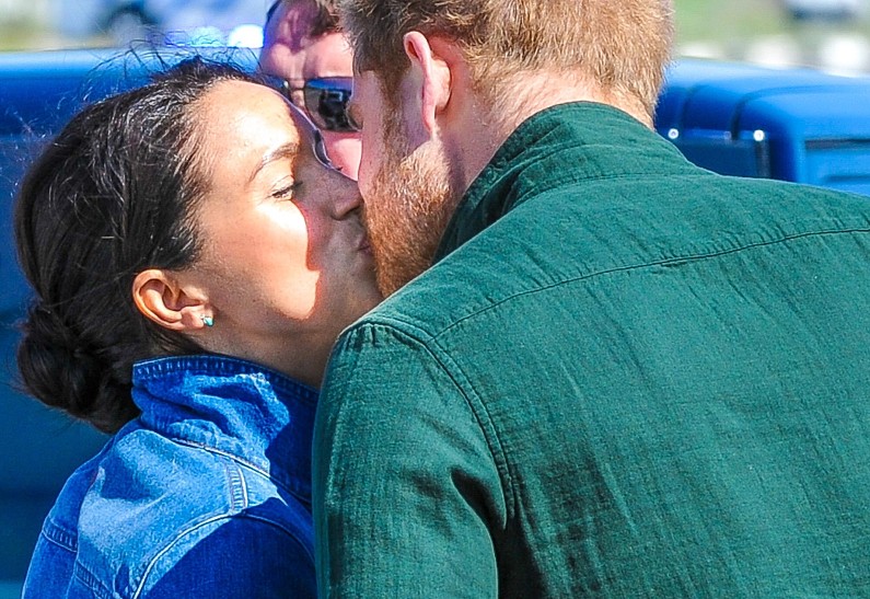 Инсайдер: слухи о разводе принца Гарри и Меган Маркл сильно преувеличены