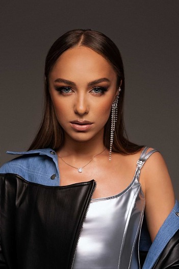 Мари Краймбрери