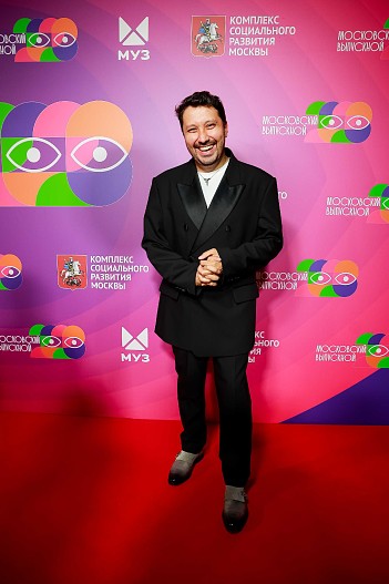 Константин Анисимов