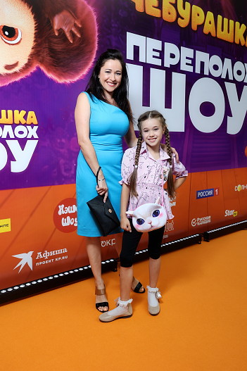 Любовь Тихомирова с дочерью