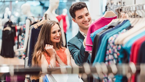 5 моментов, на которые стоит обратить внимание перед приобретением одежды, чтобы точно не жалеть о покупке