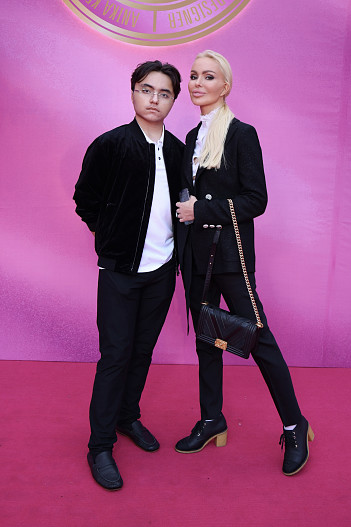 Алиса Лобанова с сыном