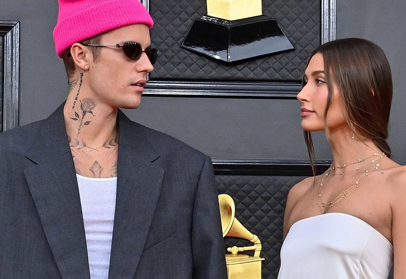 Джастин Бибер лишился более миллиона долларов на инвестициях в NFT