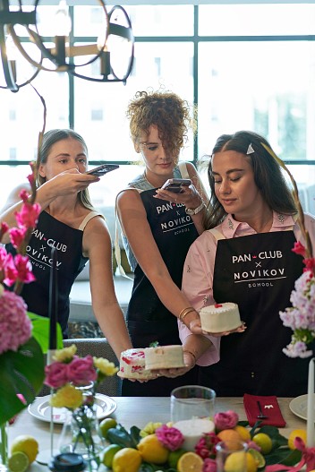 Надежда Кулешова, Инна Комбарова, Милана Пич