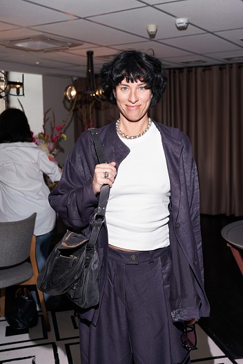 Арина Холина