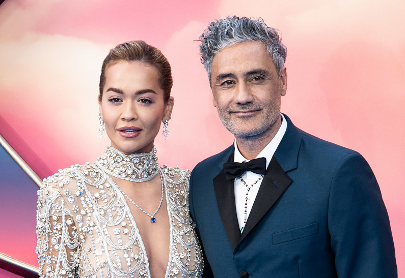 СМИ: Рита Ора и Тайка Вайтити готовятся стать родителями