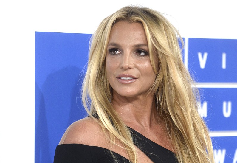 Семья Бритни Спирс обеспокоена ее состоянием здоровья на фоне развода с мужем