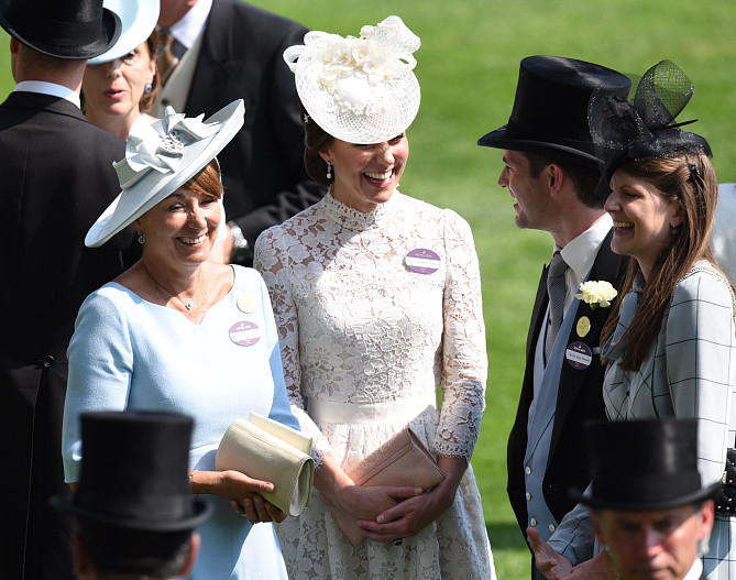 Кэрол и Кейт Миддлтон