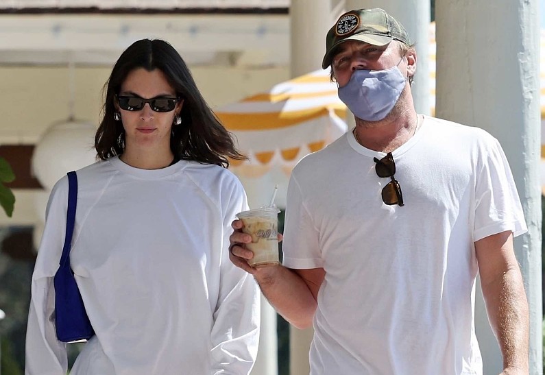 Леонардо ДиКаприо проводит время с моделью Витторией Черетти. Фото!