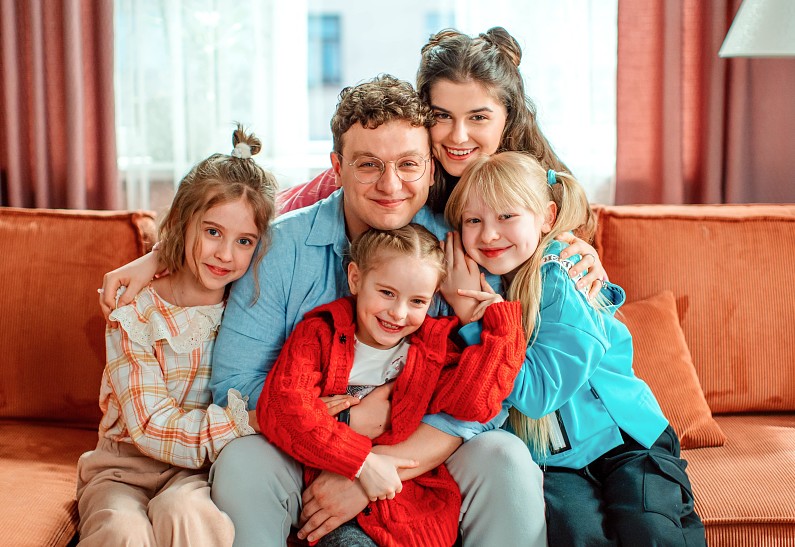 Долгожданная премьера: «Папины дочки» возвращаются на СТС. Первый трейлер и кадры!