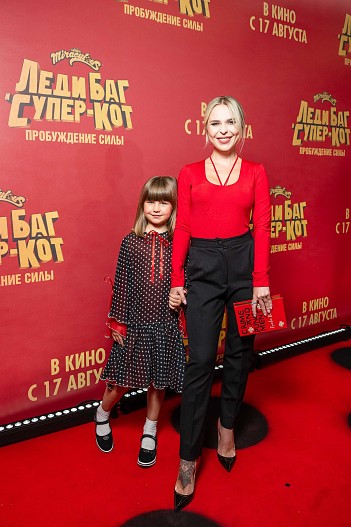 Пелагея с дочерью