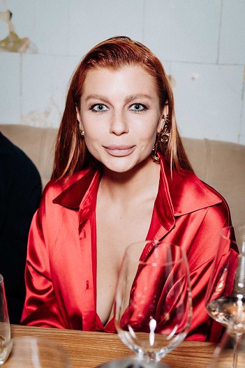 Лина Дембикова