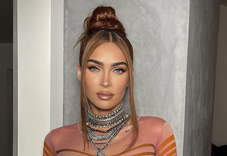 Меган Фокс выпустит сборник стихов о токсичных мужчинах