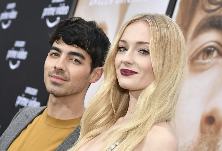  Джо Джонас и Софи Тернер