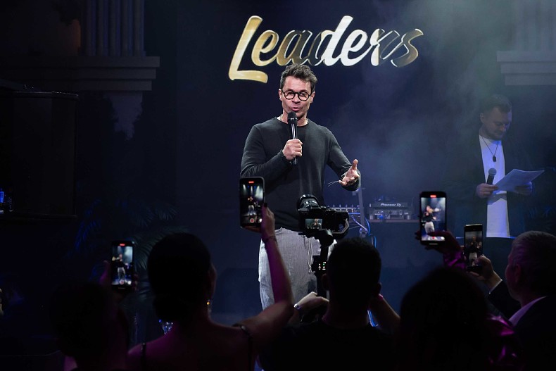 Павел Деревянко