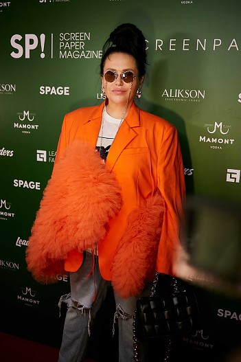 Полина Книна