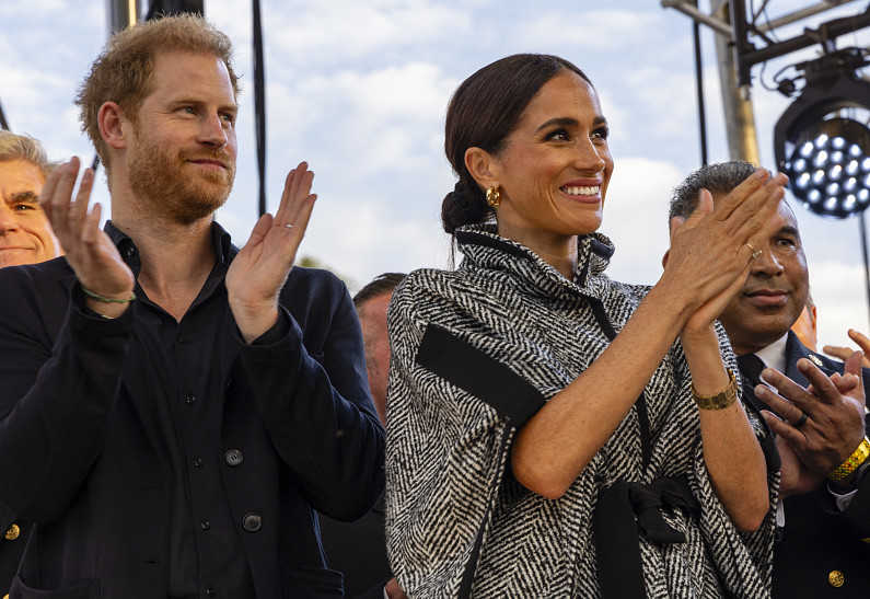 Принц Гарри и Меган Маркл посетили благотворительное мероприятие Кевина Костнера. Фото!