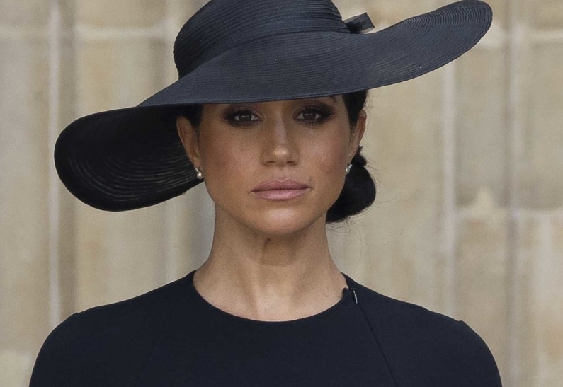 Меган Маркл предстоит пережить самый тяжелый год. И вот почему!