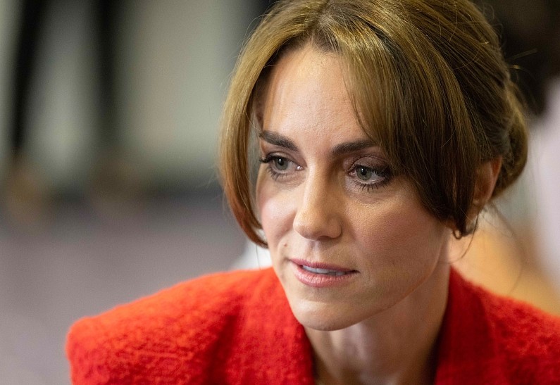 Боевой настрой: Кейт Миддлтон выбрала успешную тактику противостояния принцу Гарри и Меган Маркл