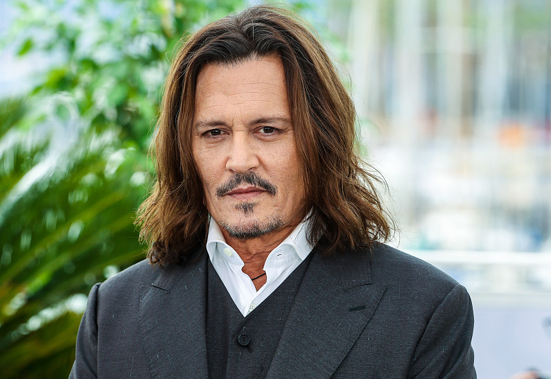 Джонни Депп и Дженна Ортега отреагировали на слухи о своем романе