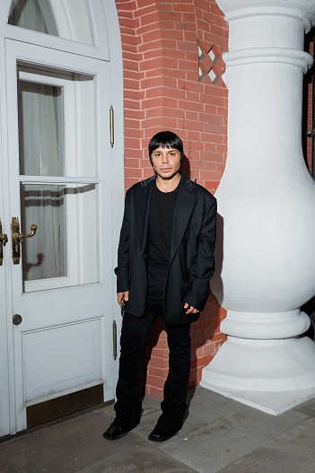 Александр Арутюнов