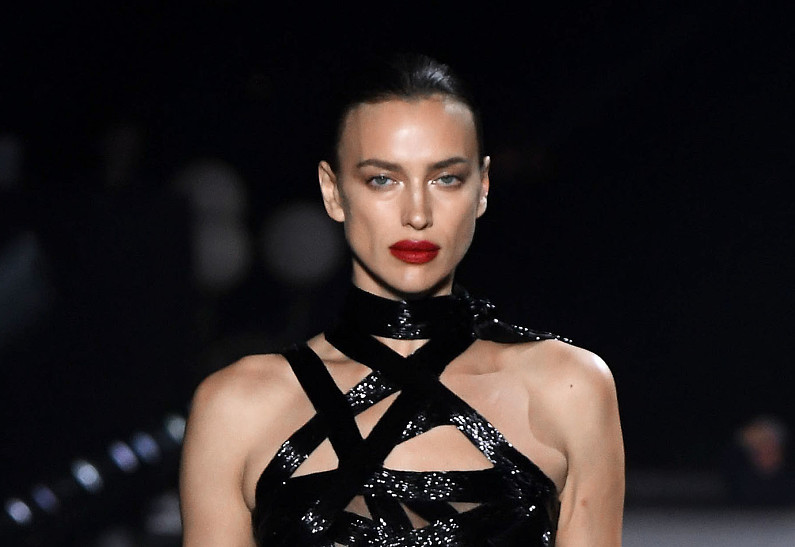 С кем Ирина Шейк пришла на концерт Дрейка? Рассказываем!