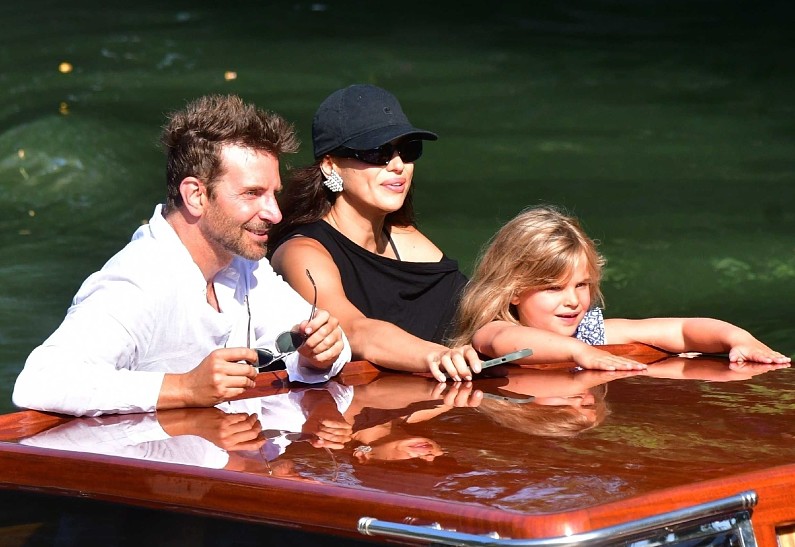 Ирину Шейк и Брэдли Купера снова заметили вместе в Нью-Йорке