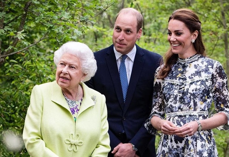 «Мы все скучаем по тебе»: Кейт Миддлтон и принц Уильям трогательно почтили память Елизаветы II