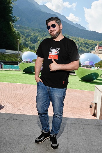 Карен Арутюнов