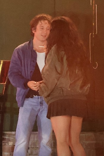 Джереми Аллен Уайт и Розалия