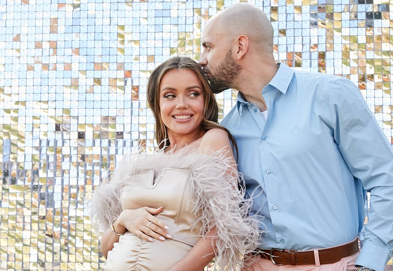 ST и Ассоль стали родителями. Эксклюзивные комментарии!