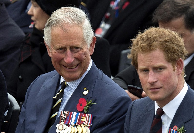 Карл III молниеносно отреагировал на слухи о назначении принца Гарри временным правителем Британии