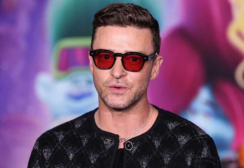 Фанаты Бритни Спирс троллят Джастина Тимберлейка и его новый сингл Selfish