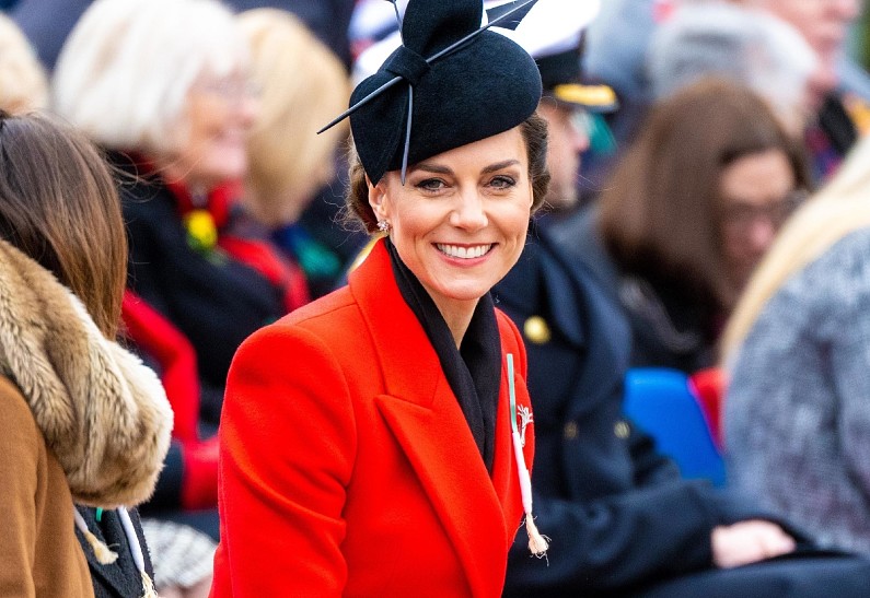 Кейт Миддлтон выписали из больницы после операции на брюшной полости