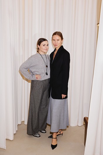 Елена Дудина и Люда Никишина