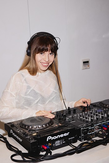 Катя Поклад