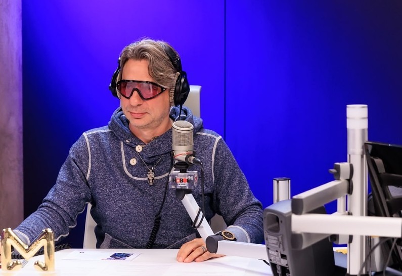 Генеральный продюсер «Нового Радио» Роман Емельянов о трендах музыкальной индустрии: «Куртукова обошла ANNA ASTI»