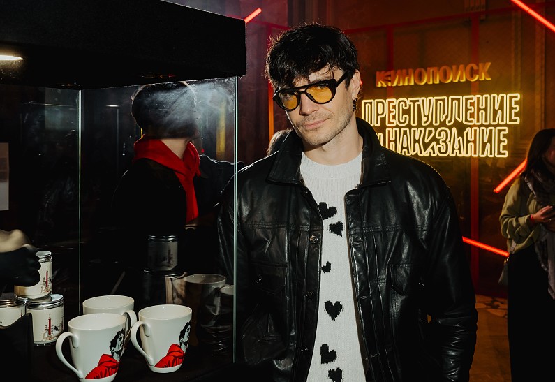 Максим Матвеев, Анна Седокова, Тихон Жизневский на премьере сериала «Преступление и наказание»