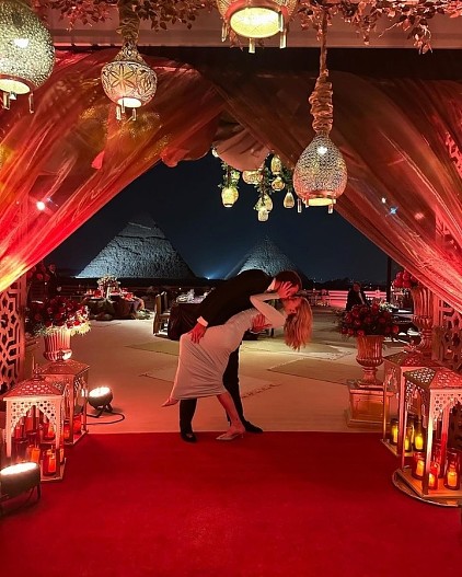 Перегрин Пирсон и Софи Тернер