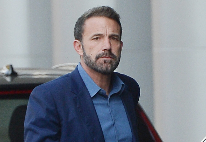 Бен Аффлек хочет найти девушку в обществе анонимных алкоголиков